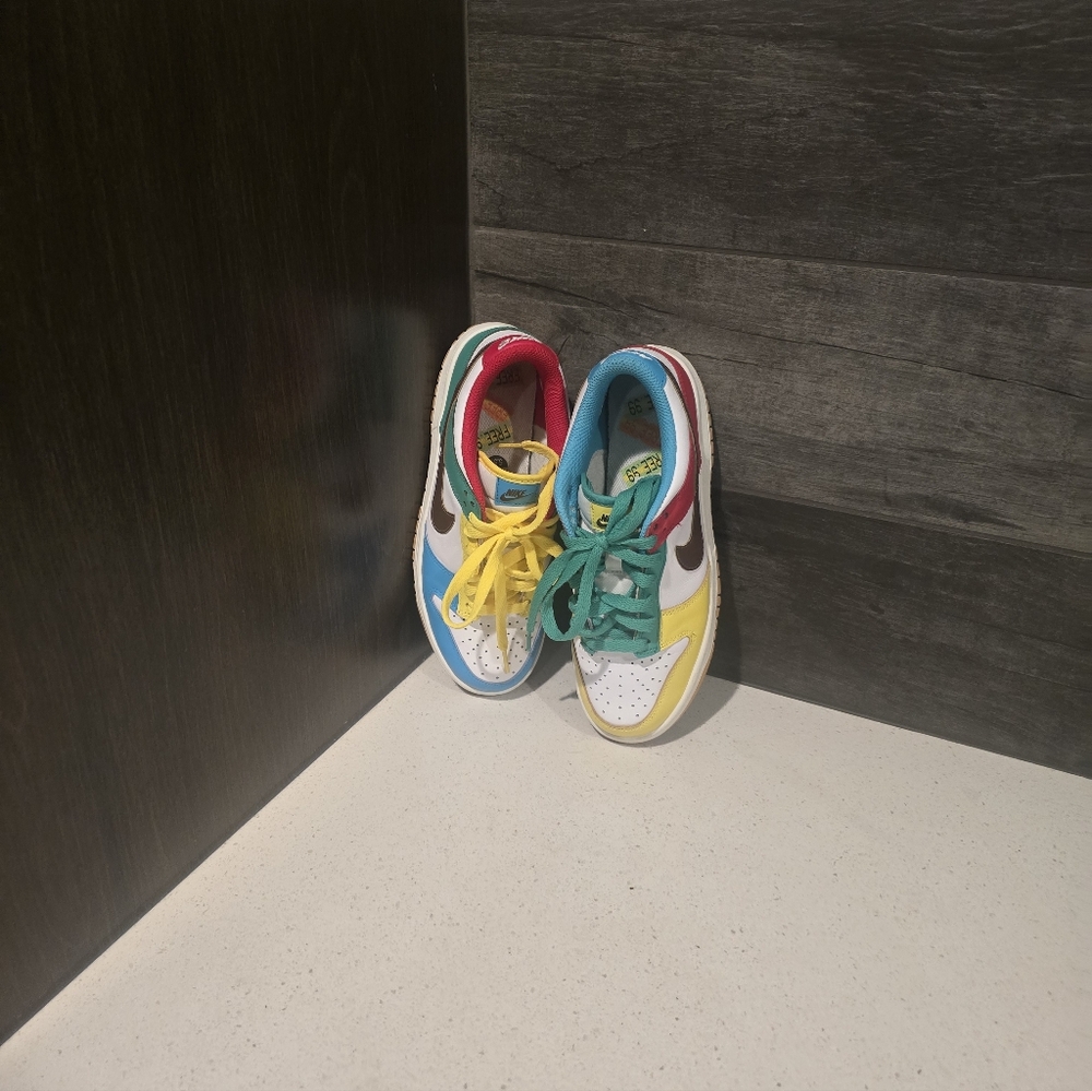 Nike Dunks - image 2